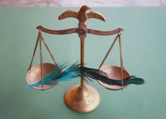 天秤女人脉金字塔