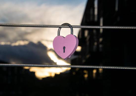 1979年女人的婚配表(揭秘当年婚姻市场真相)